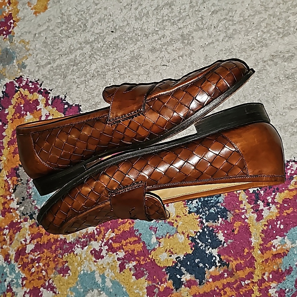 Cole Haan Collection, Mens size 9.5. Brown leather in great condition. - Picture 10 of 14